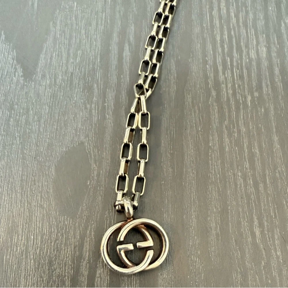 Gucci Interlocking GG chain Necklace — full inclusion